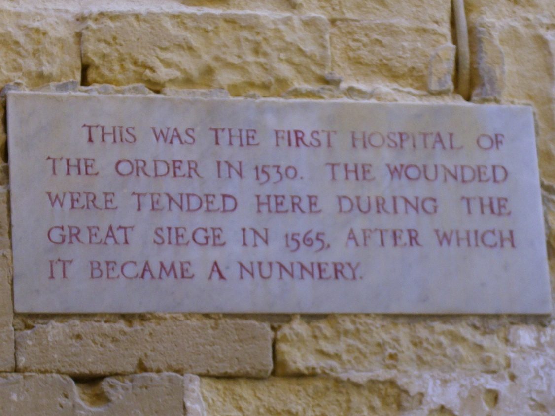first Knights Hospitallers' Holy Infirmary, Birgu - 02.jpg